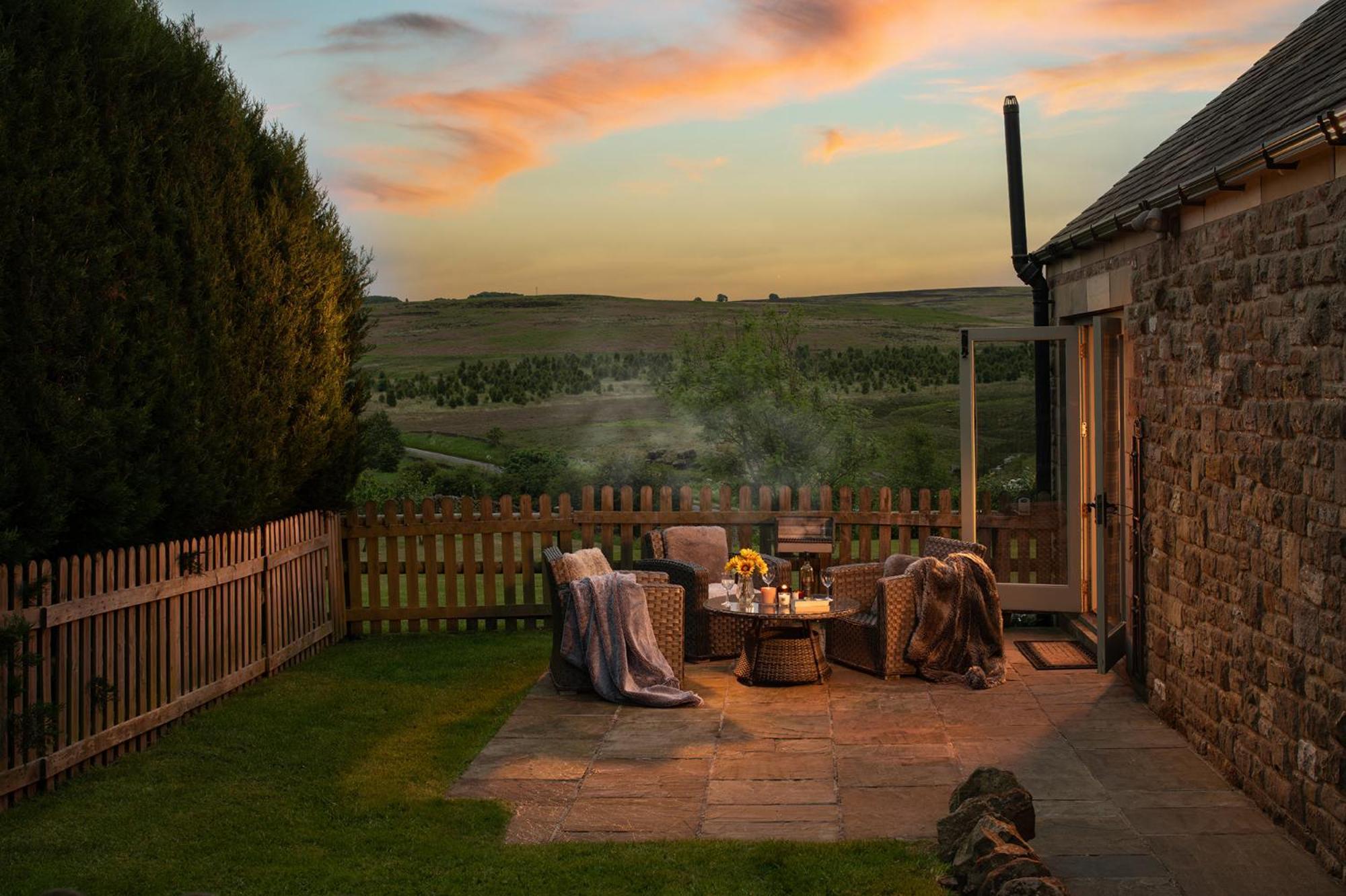 Moorland View Lodge Baslow Extérieur photo